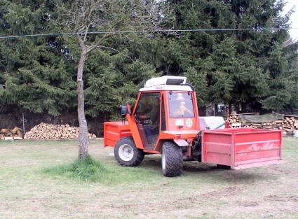 1998 Reform Metrac Tractor with 4-Wheel Steering & Hydrostatic Drive